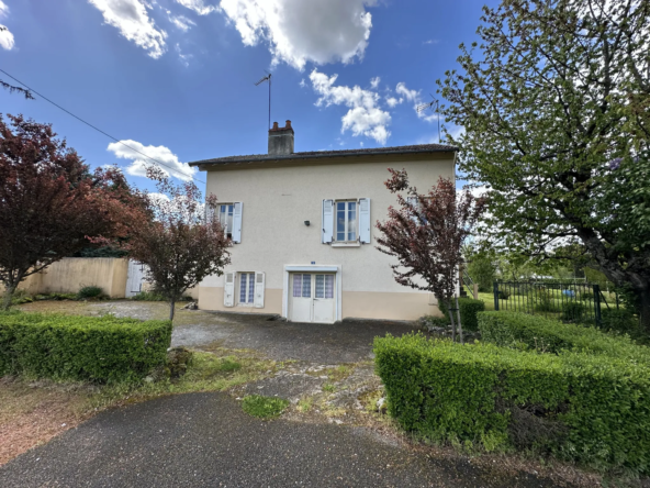 Maison à rénover avec 3325 m² de terrain à Bellerive-sur-Allier