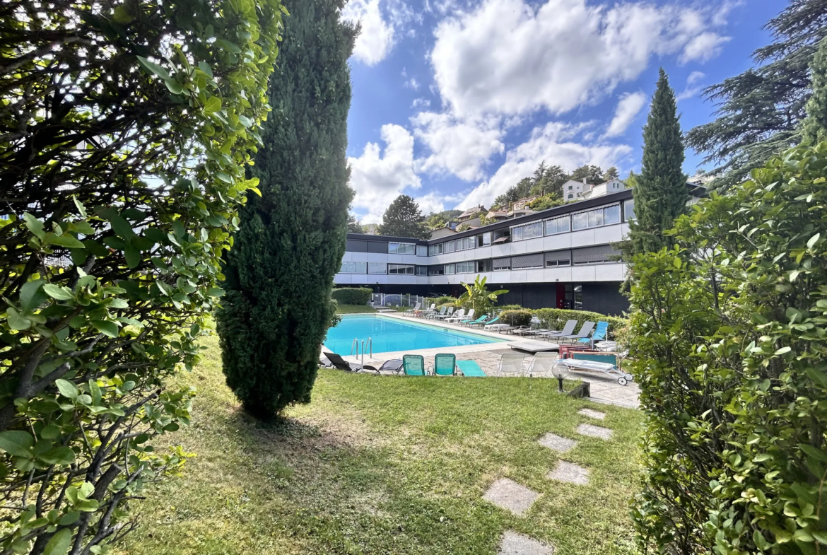 À vendre : Appartement T4 de 77,88 m² à Chamalieres avec piscine 