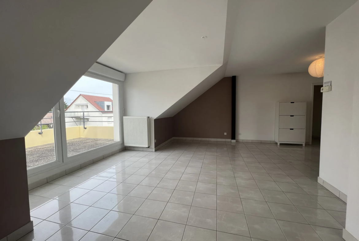 À vendre : Appartement 4 pièces en attique à Colmar avec terrasse 