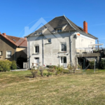 Charmante maison à Blet avec jardin de 4118 m²