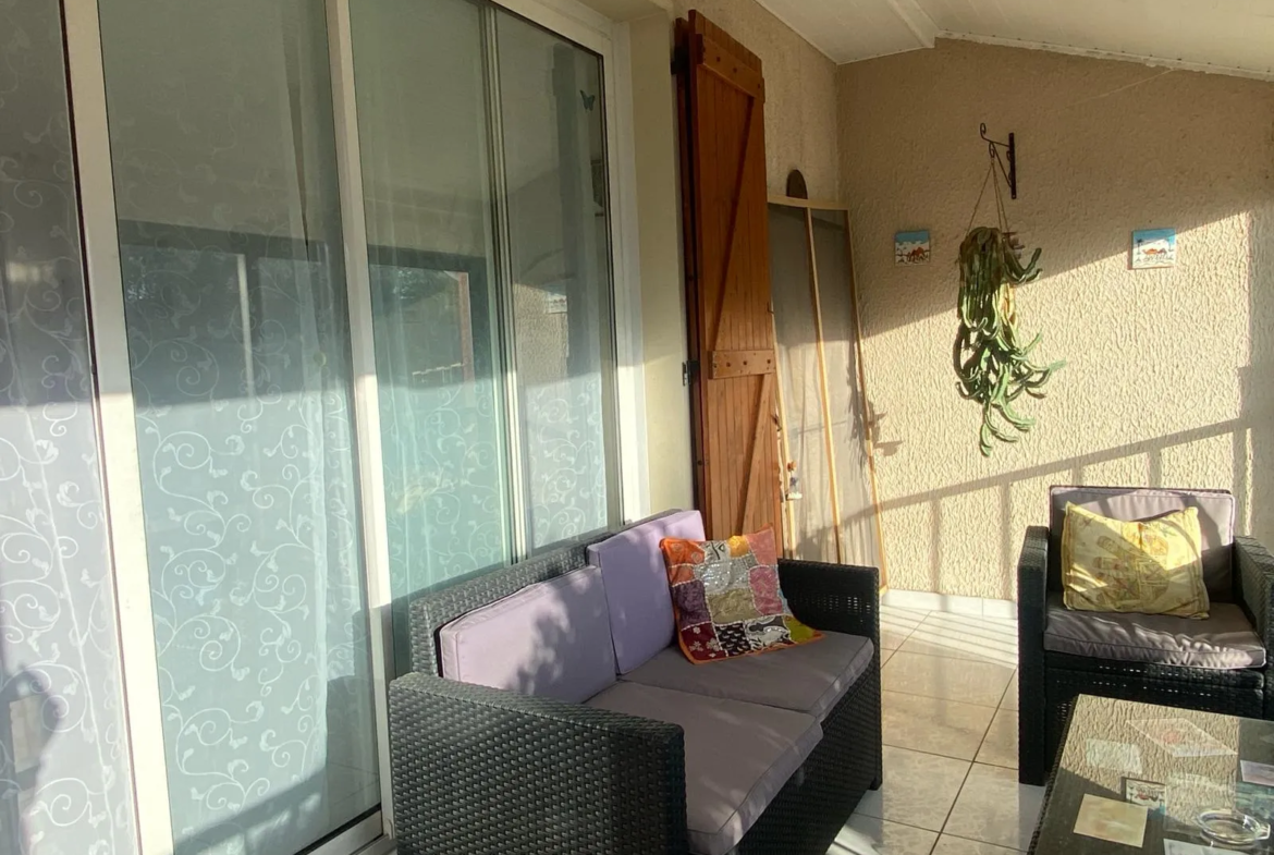 Vente villa 125 m² à Mornas avec jardin et garage 