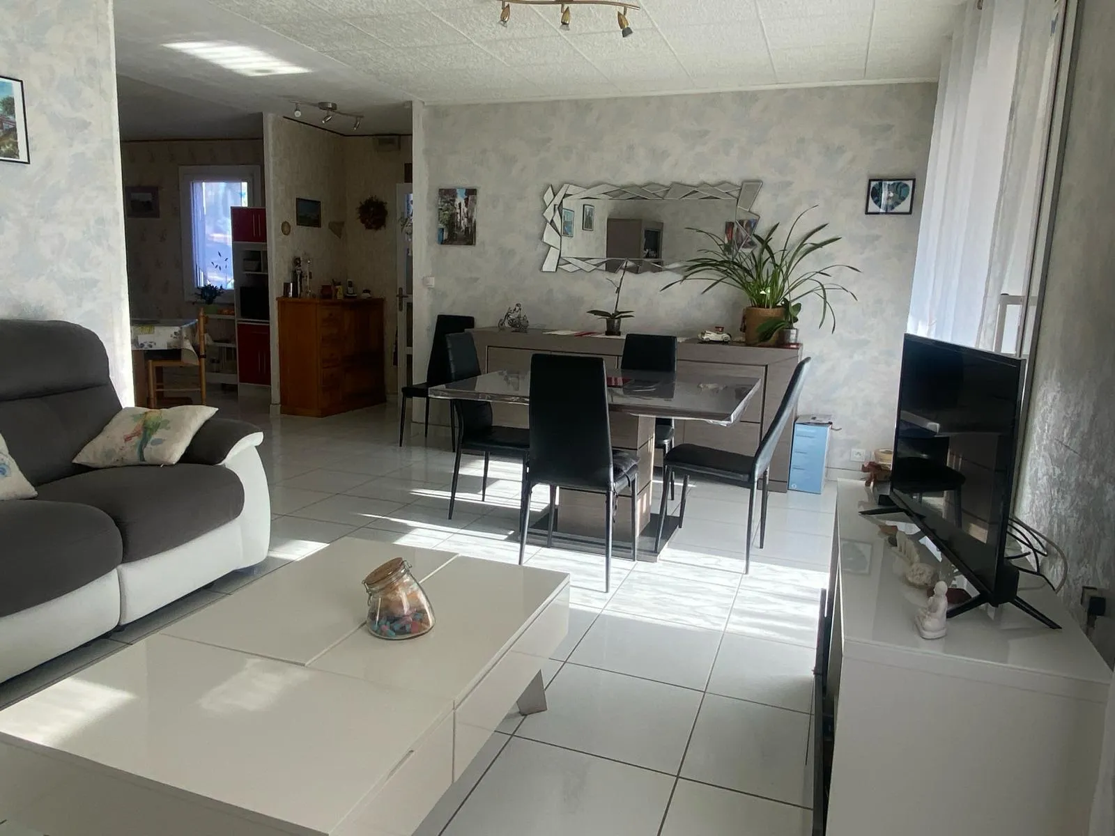 Vente villa 125 m² à Mornas avec jardin et garage 