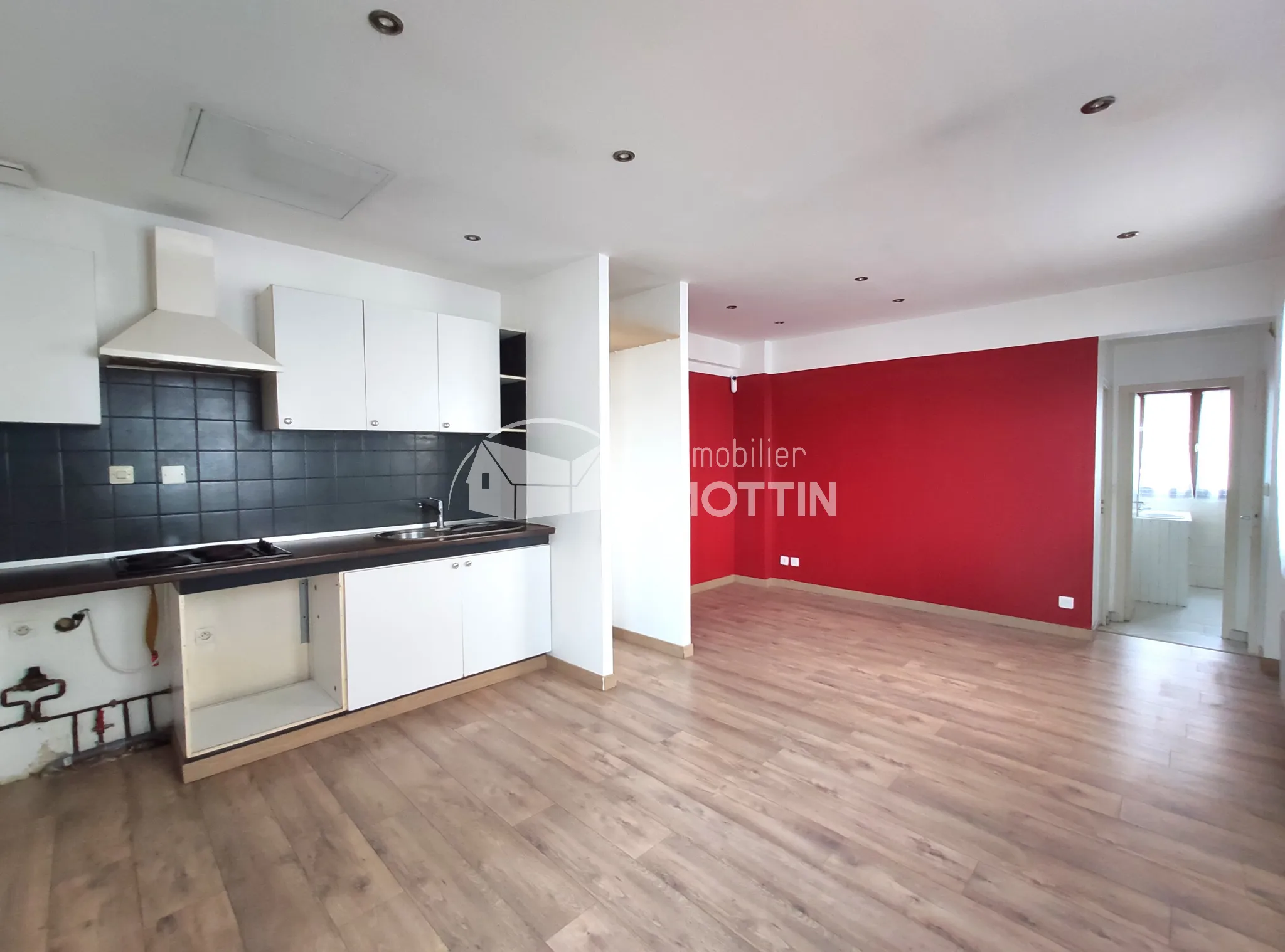 Maison indépendante à vendre près du Tram T9 à Vitry-sur-Seine 