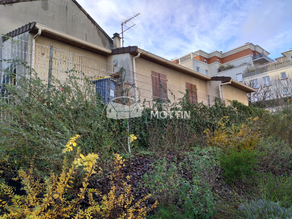 Maison de Plain-Pied à Vitry-sur-Seine, Proche Tram T9