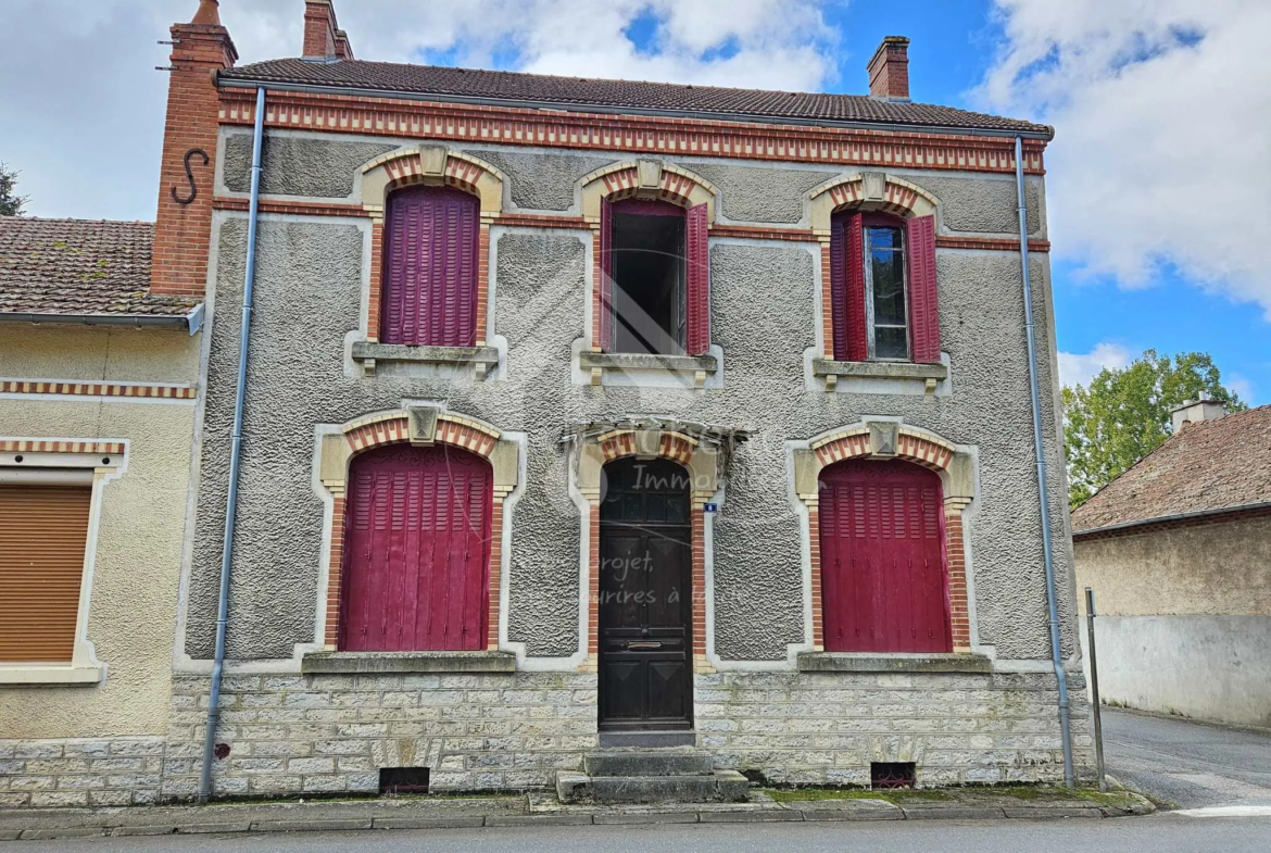 Maison de village à rénover à Beaulon 