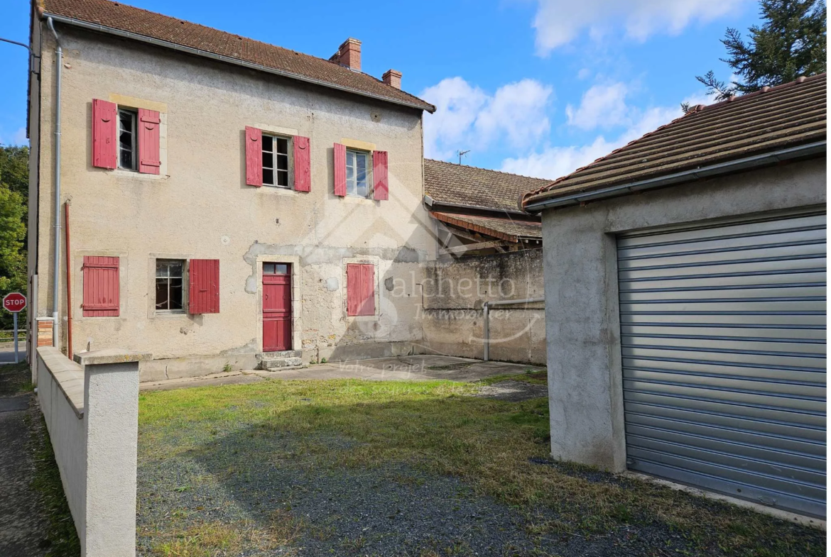 Maison de village à Beaulon à rénover 