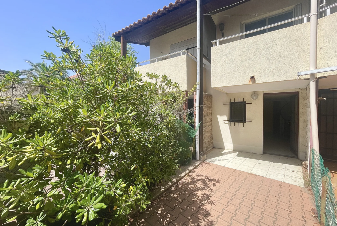 À vendre : Duplex 4 pièces avec garage au Grau d'Agde 