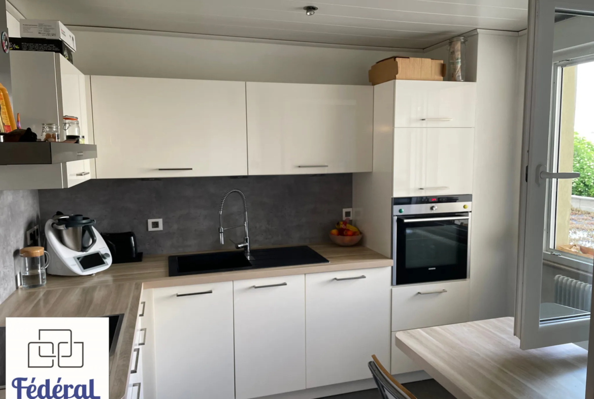 Appartement F3/4 Lumineux de 92m2 à Strasbourg Rotonde 