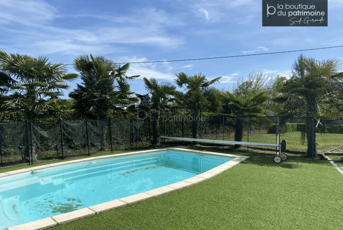 Maison de plain-pied 160 m² avec piscine à Sainte-Bazeille 