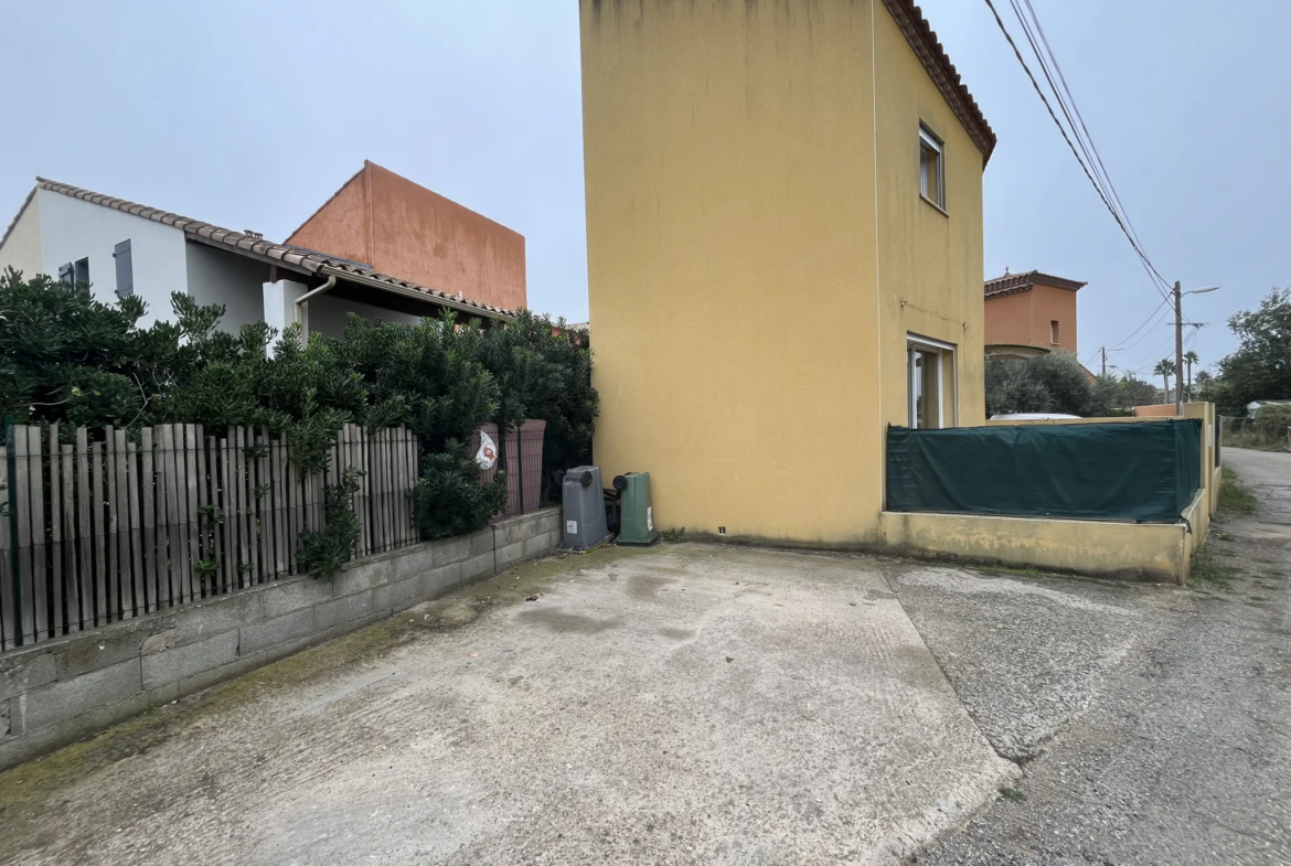 Maison individuelle à vendre à Valras-Plage avec parking et terrasse 