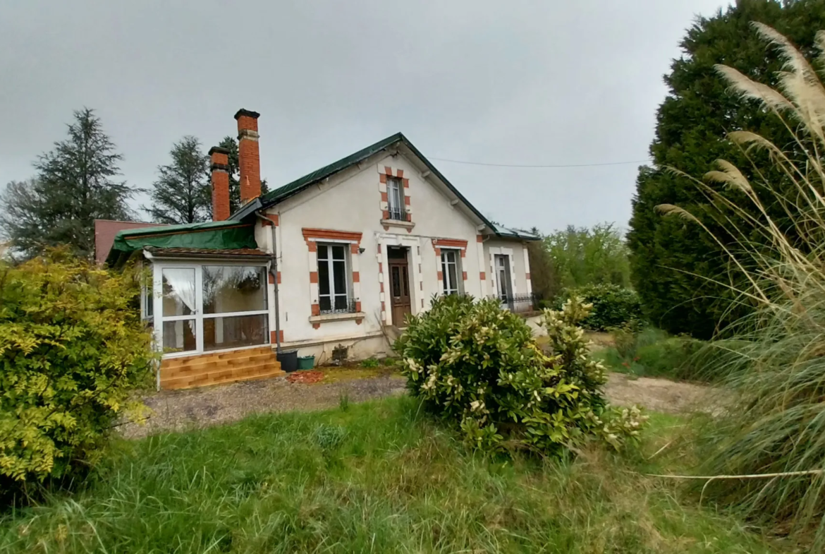 Maison à l'entrée de Ribérac avec 4 chambres 