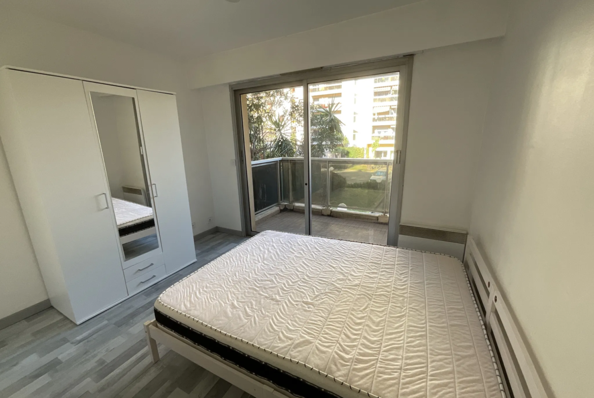 À vendre : Appartement 2 pièces en centre-ville avec jardin 