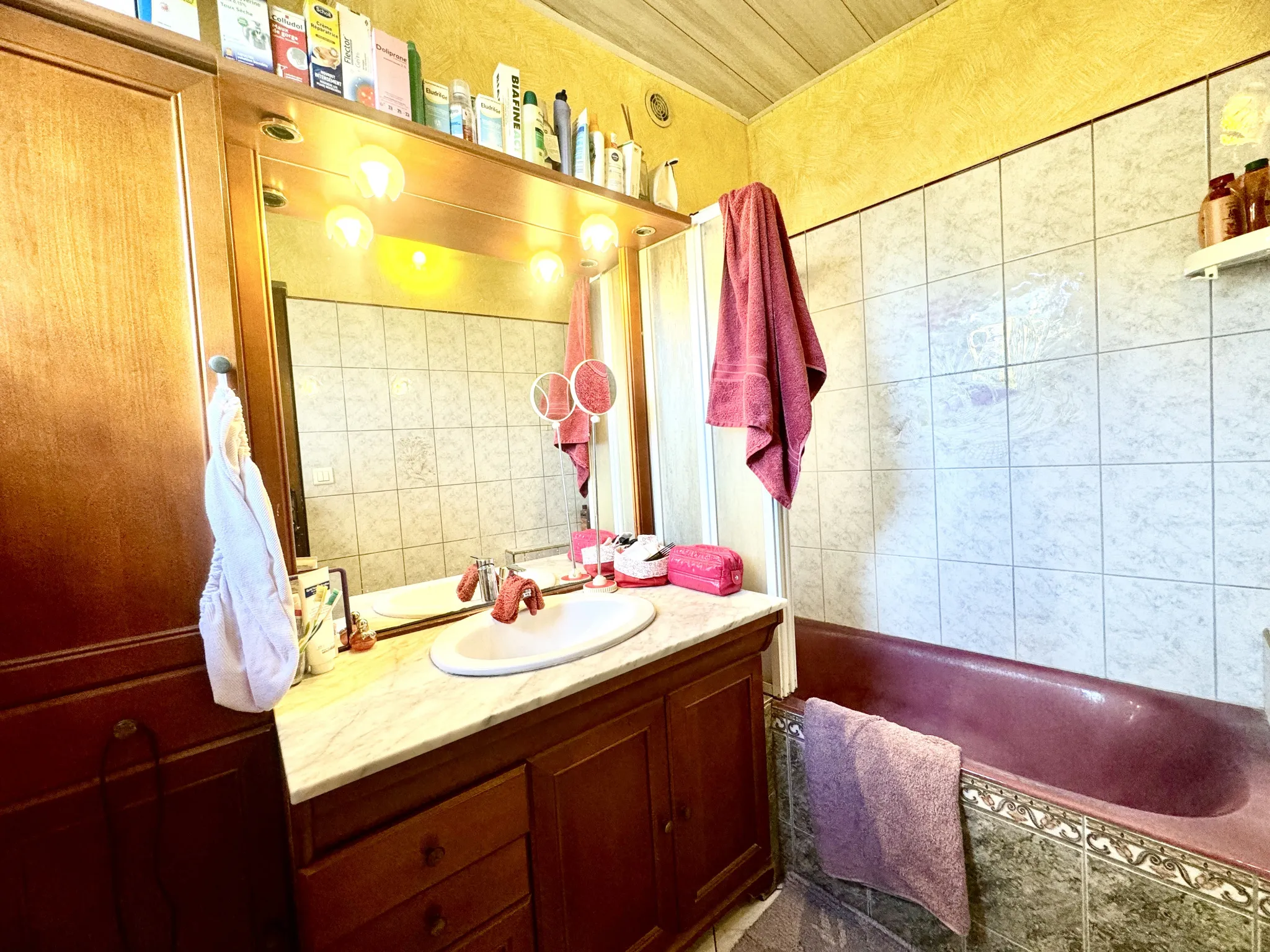 Maison familiale à vendre à Issou - 120 m² 