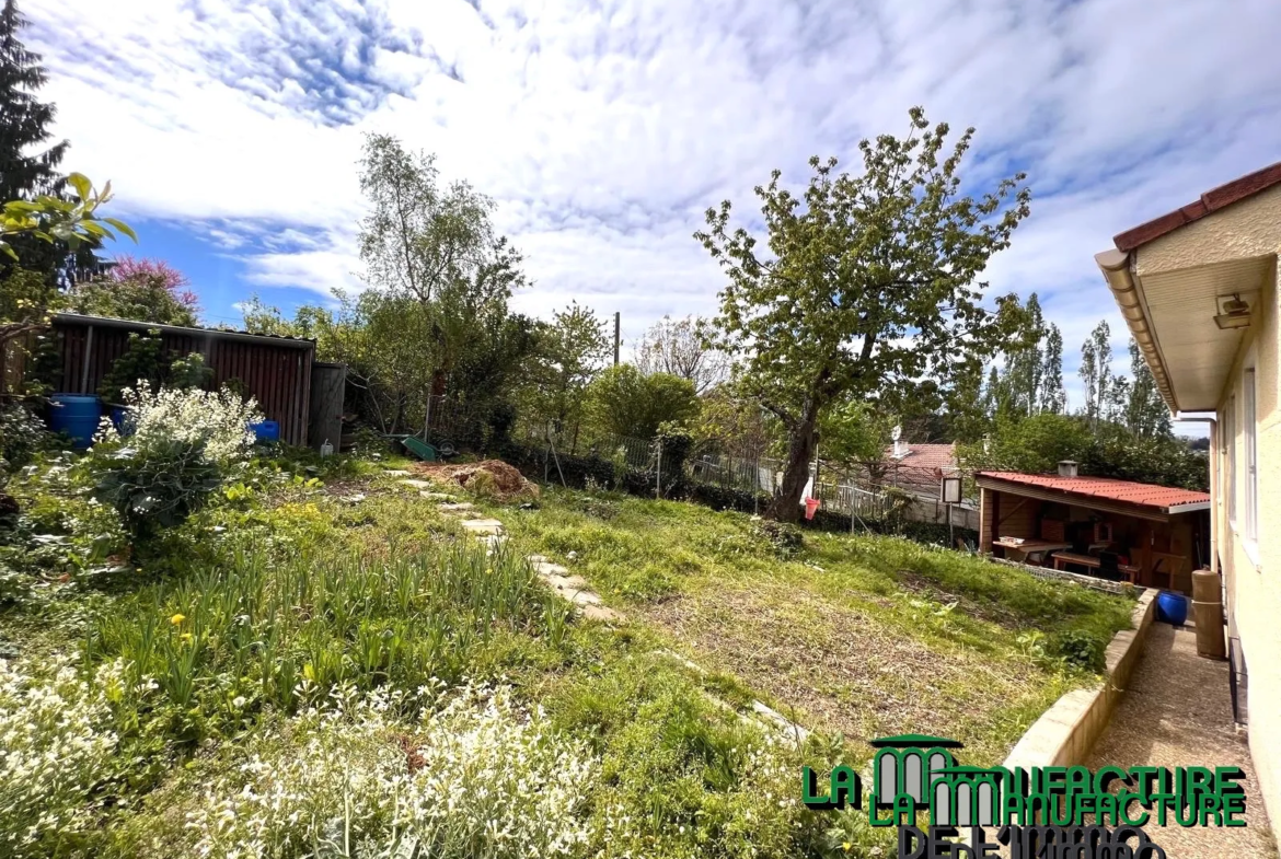 Maison F4 spacieuse avec jardin à Saint-Étienne - Terrenoire/Perrotière 