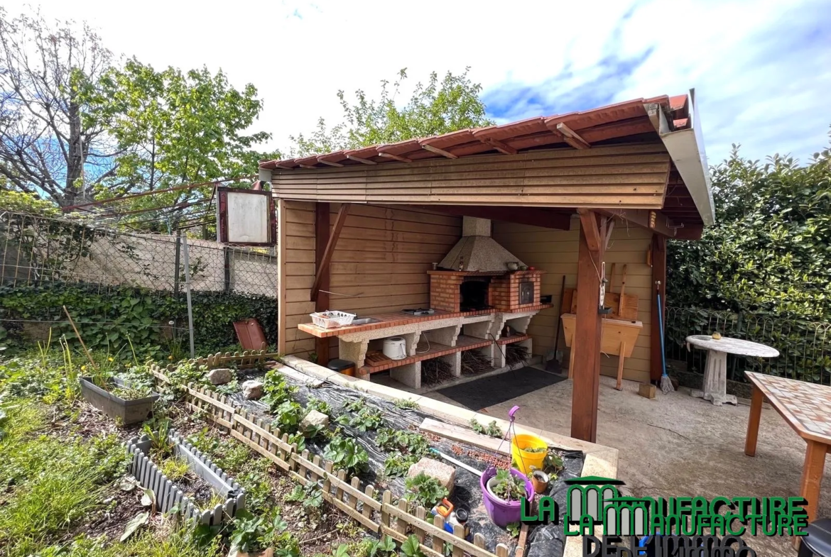 Maison F4 spacieuse avec jardin à Saint-Étienne - Terrenoire/Perrotière 