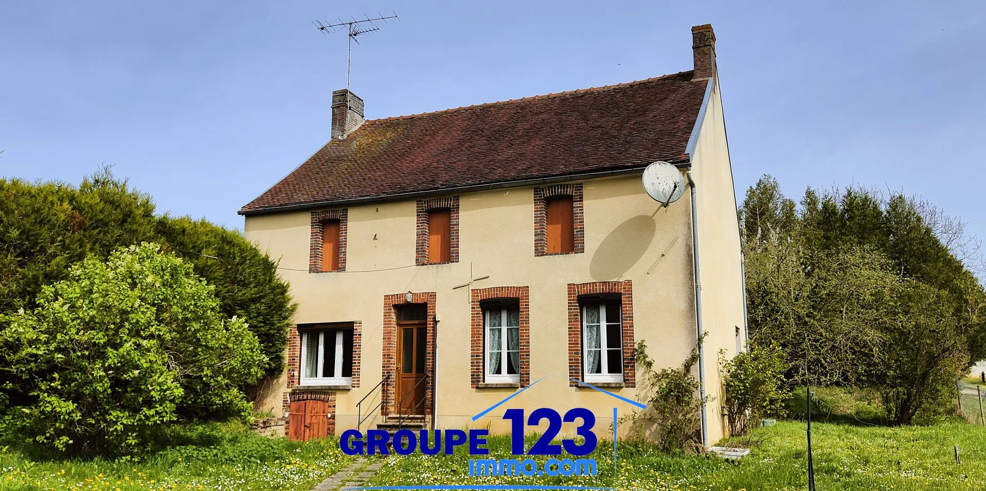 Charmante maison de plain-pied avec jardin à Bussy-en-Othe 