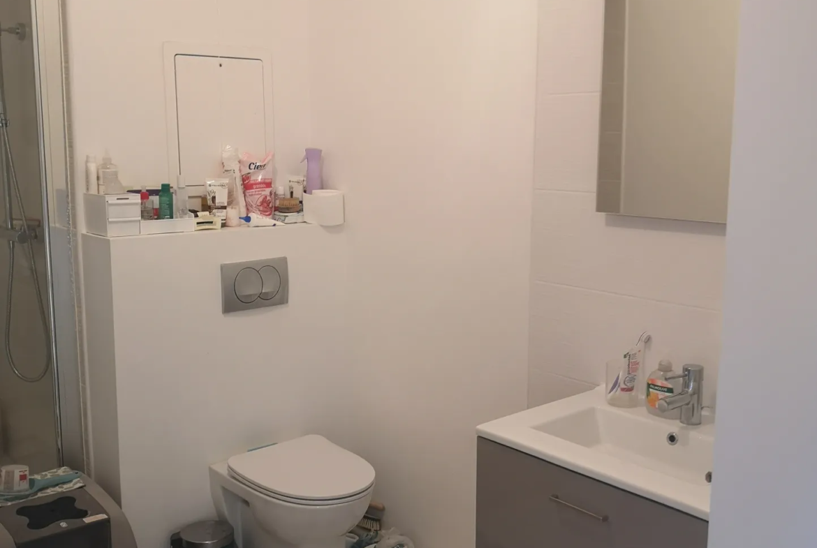 À vendre : Studio 30 m² vendu loué à Poissy 