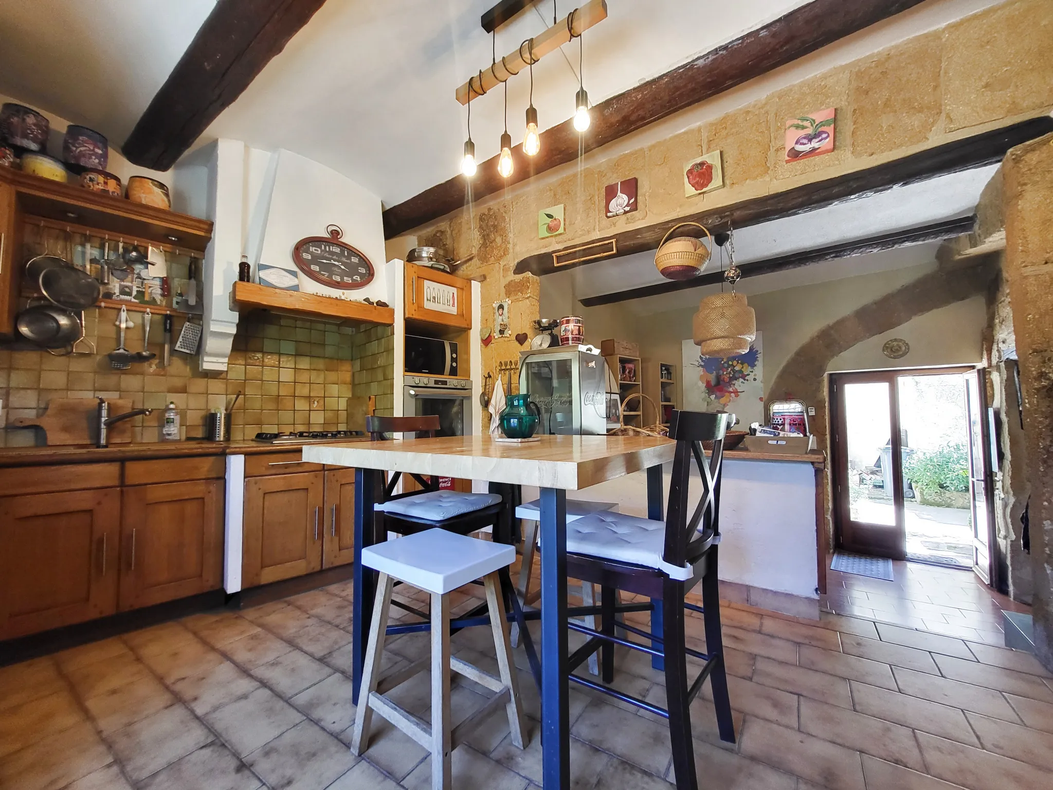 Vente Maison 5 Pièces à Aujargues - 135 m² avec Jardin 