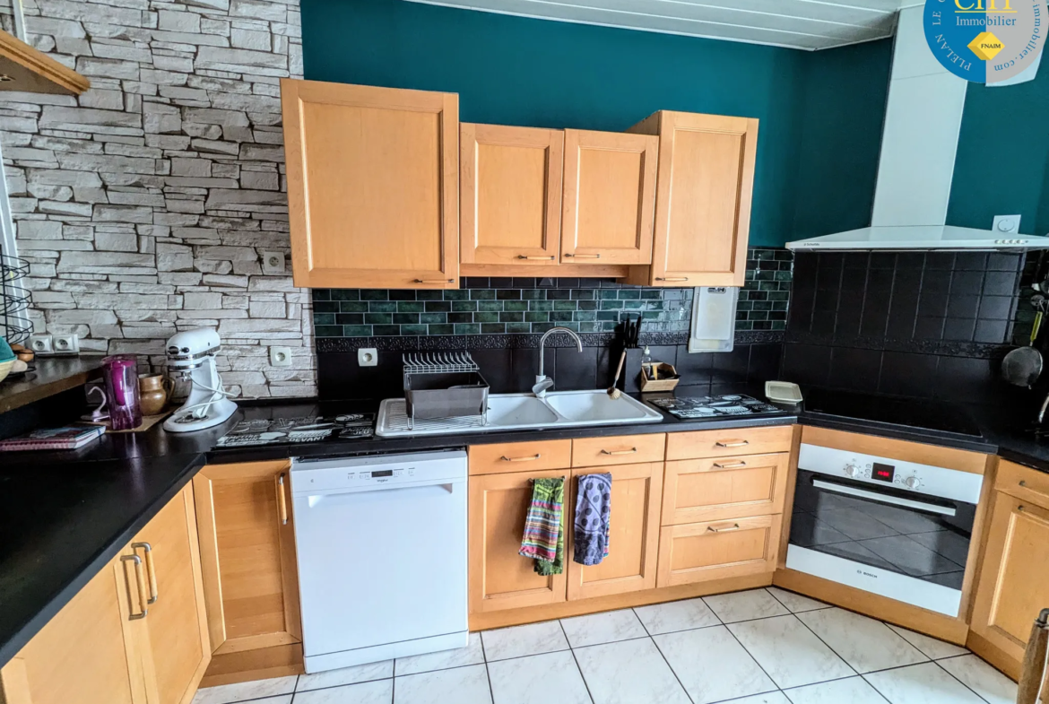 À vendre : Maison familiale T6 à Guer, quartier Bellevue 