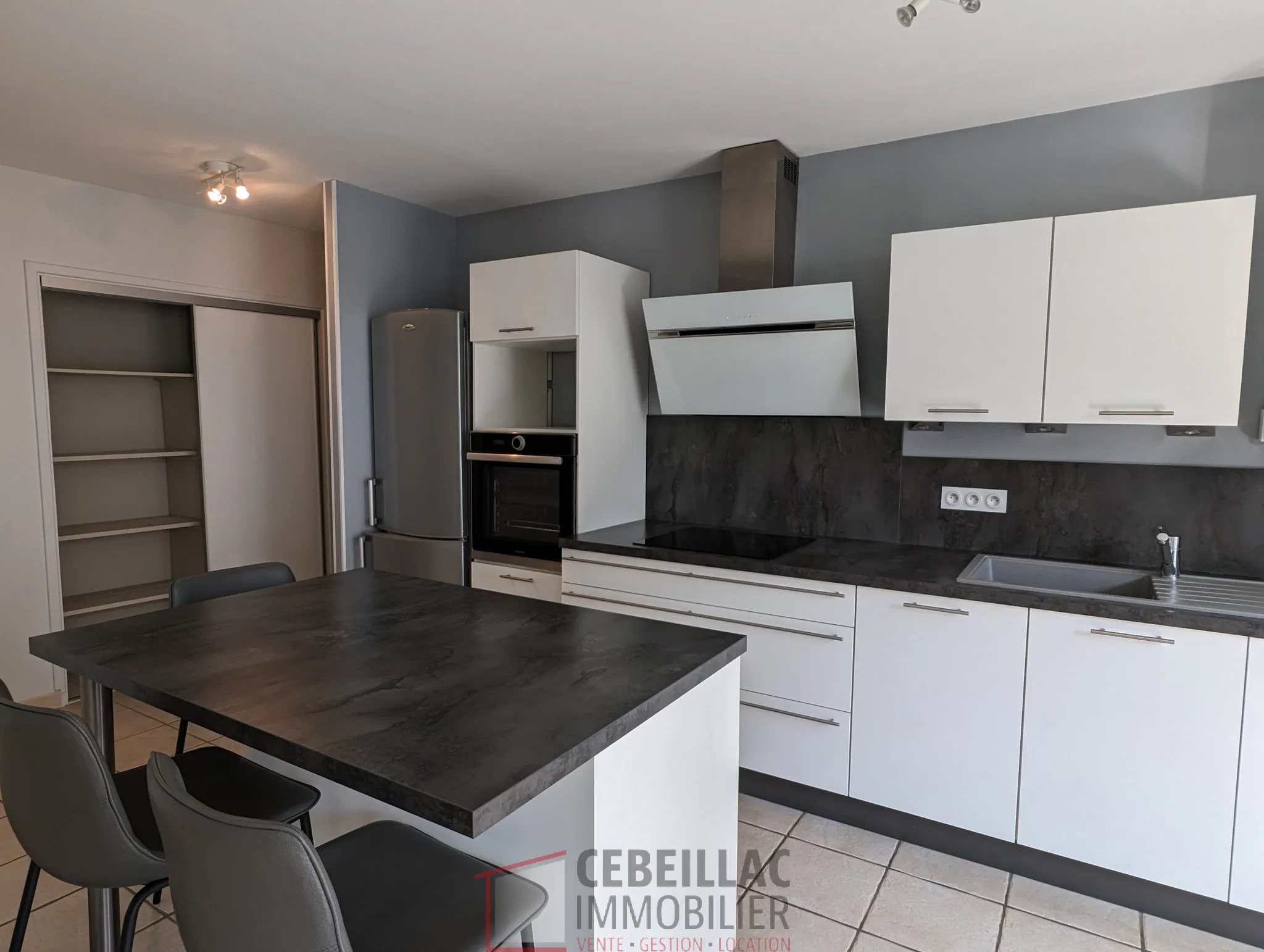 À vendre : Appartement T3 rénové avec balcon à Clermont-Ferrand 