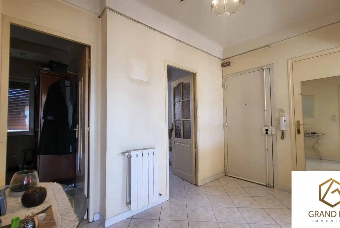 Appartement T3 avec Vue Exceptionnelle à Marseille 