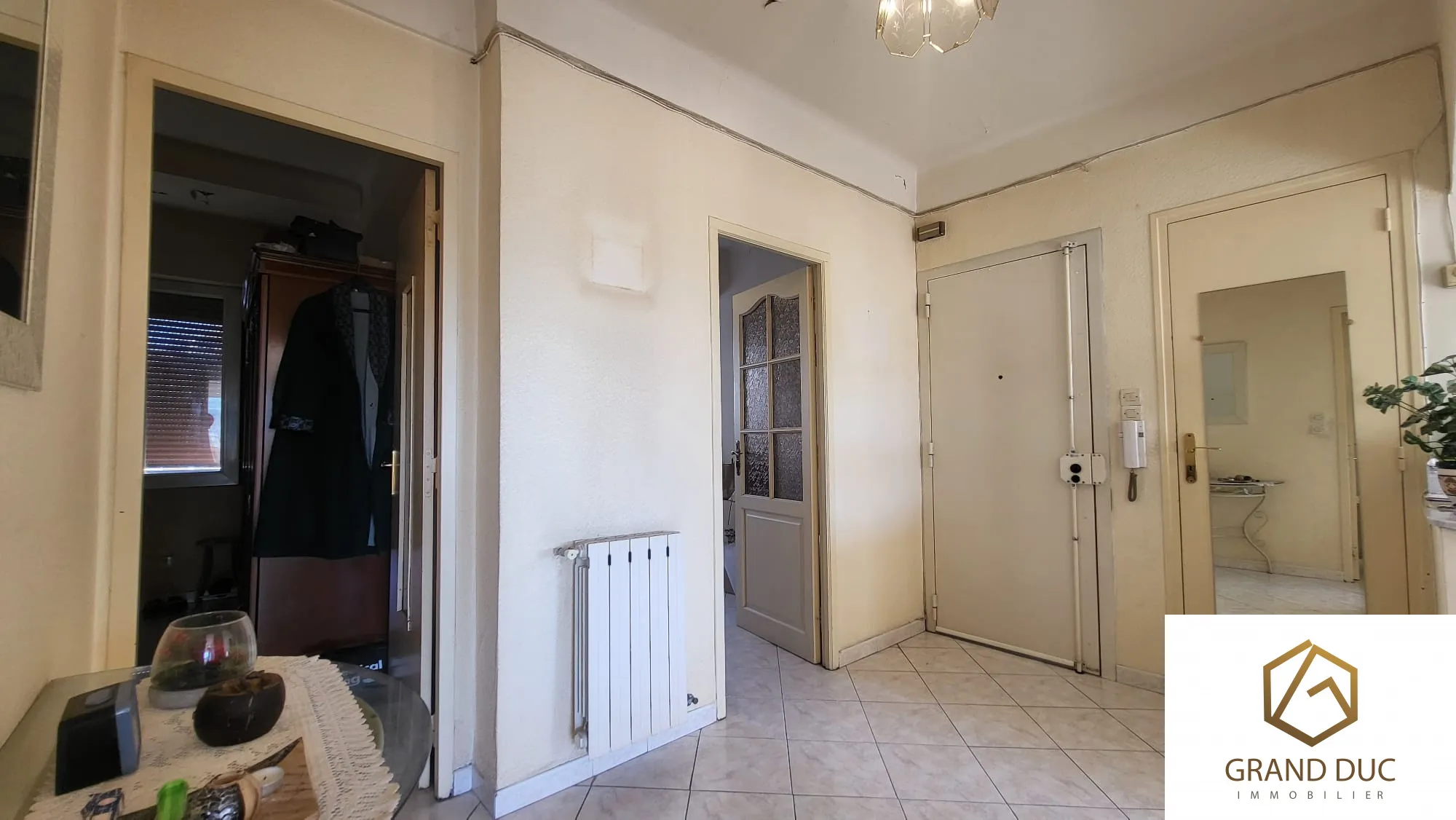 Appartement T3 avec Vue Exceptionnelle à Marseille 