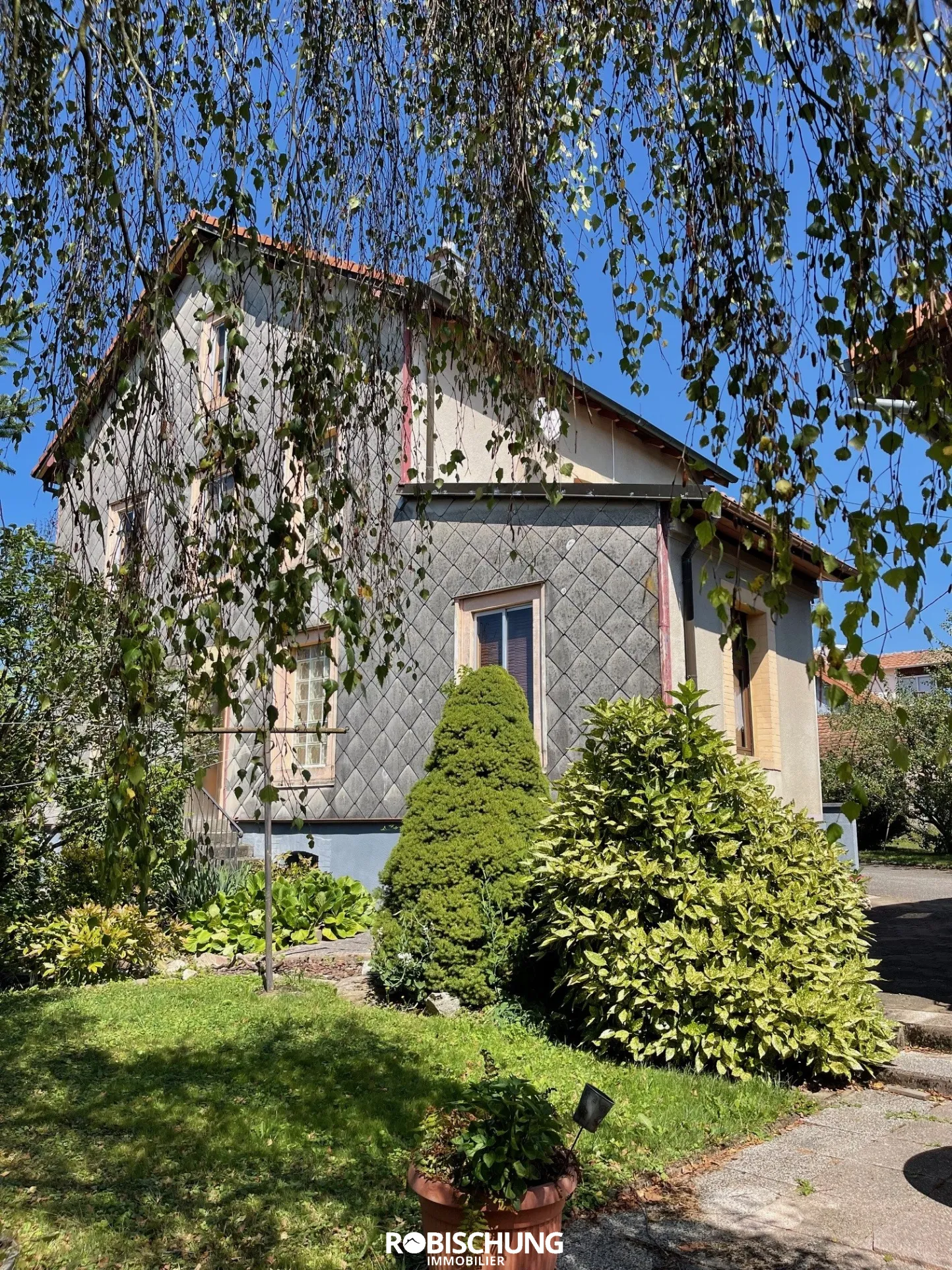 Maison à Montreux-Vieux de 186m2 avec 3 chambres et jardin 