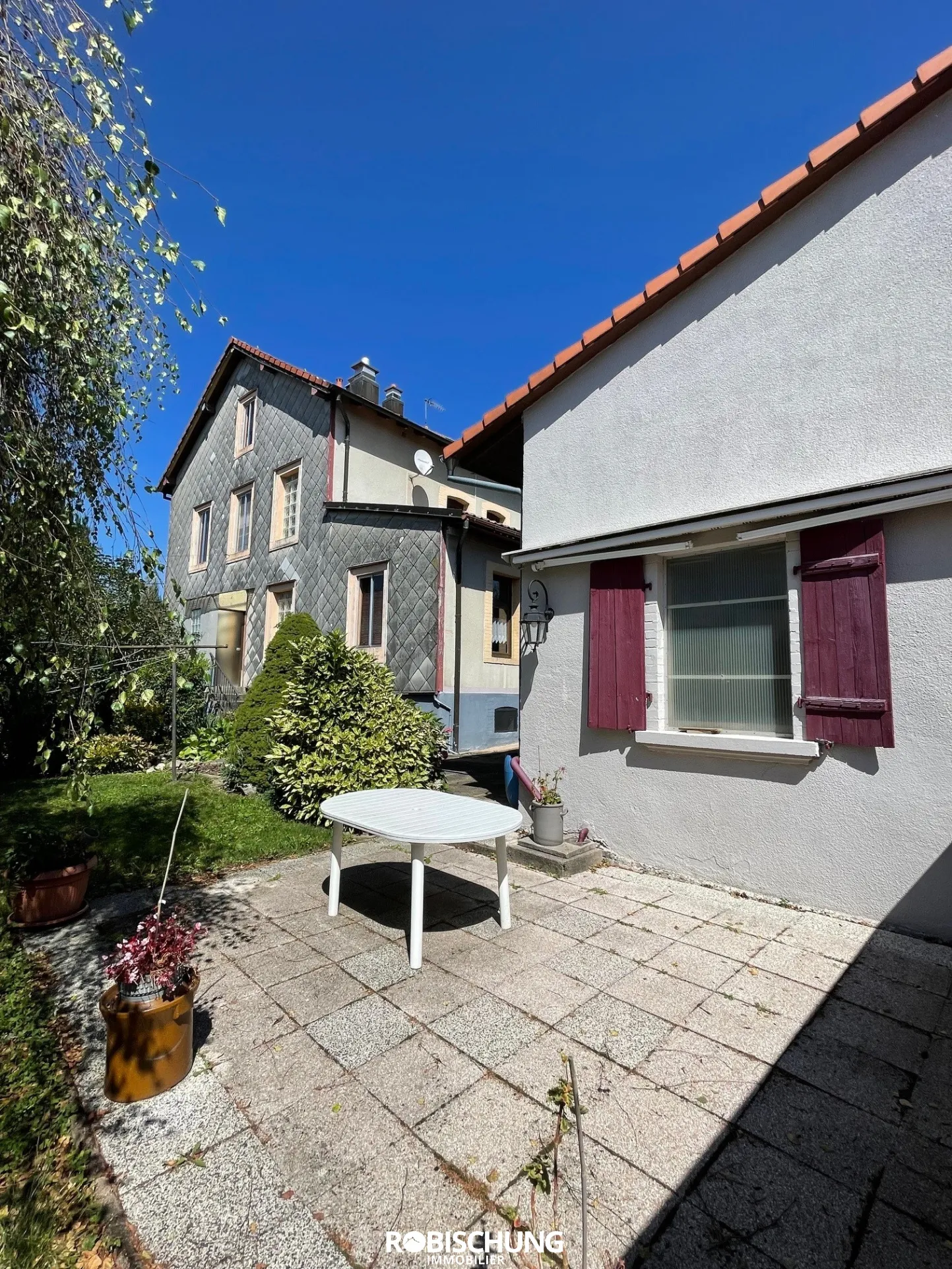 Maison à Montreux-Vieux de 186m2 avec 3 chambres et jardin 