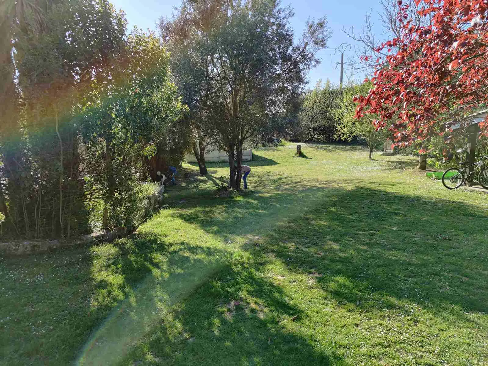 Maison en pierre avec piscine dans un hameau paisible à Bayon sur Gironde 