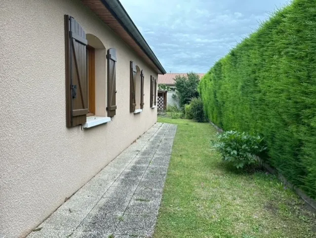 Belle maison de plain-pied à Pont-du-Château avec 4 chambres et jardin 