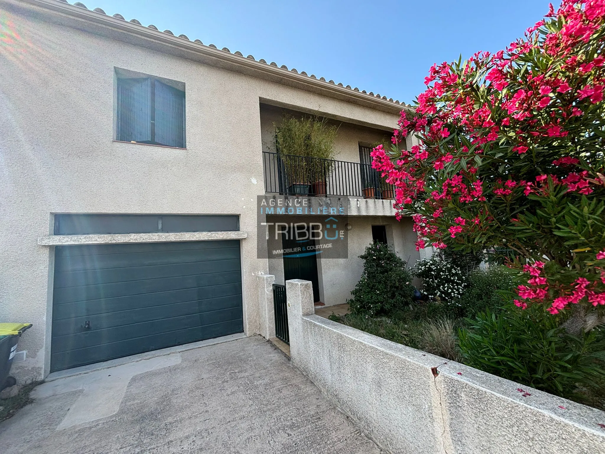 Maison à Perpignan avec 5 chambres, jardin et garage 