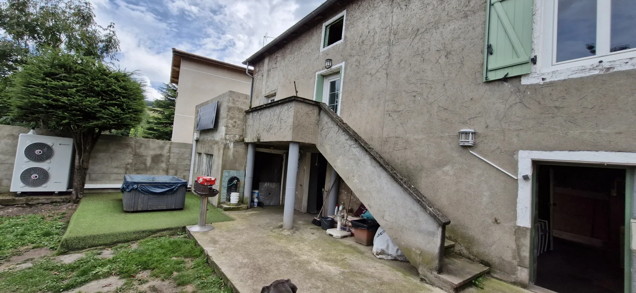 Vente de 2 maisons à Saint-Chamond - 120 m² avec garage et terrain 