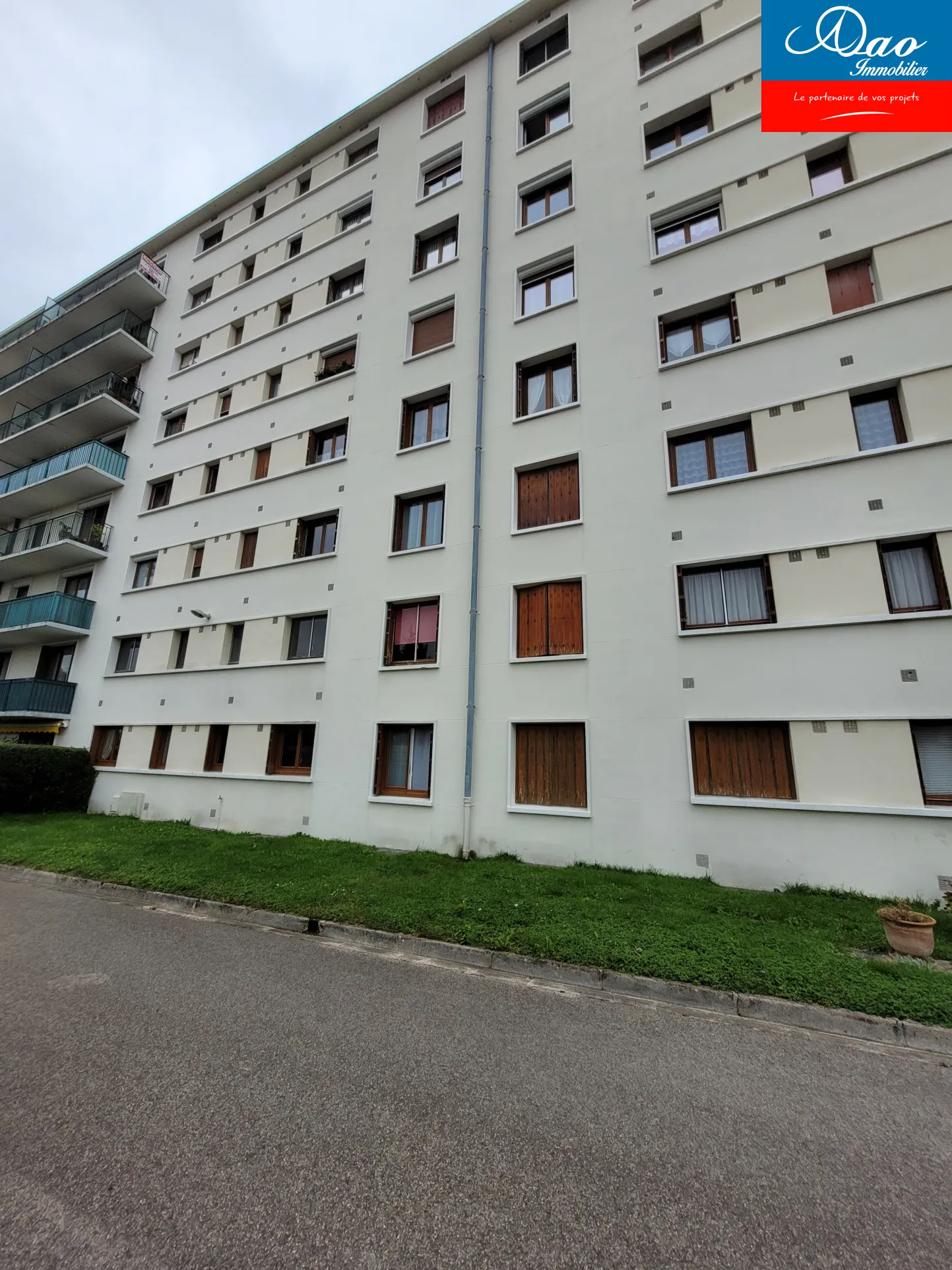 Appartement Type 2 à vendre à Troyes avec vue et balcon 