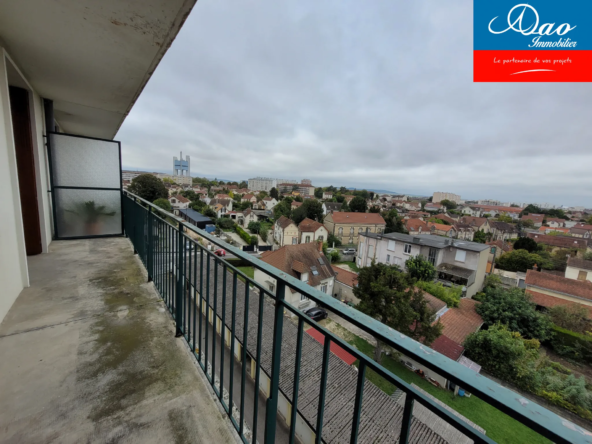 Appartement Type 2 à vendre à Troyes avec vue et balcon