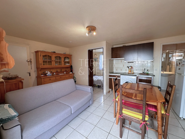 Vente d'un Appartement 2 pièces avec loggia vue mer à Saint-Cyprien Plage