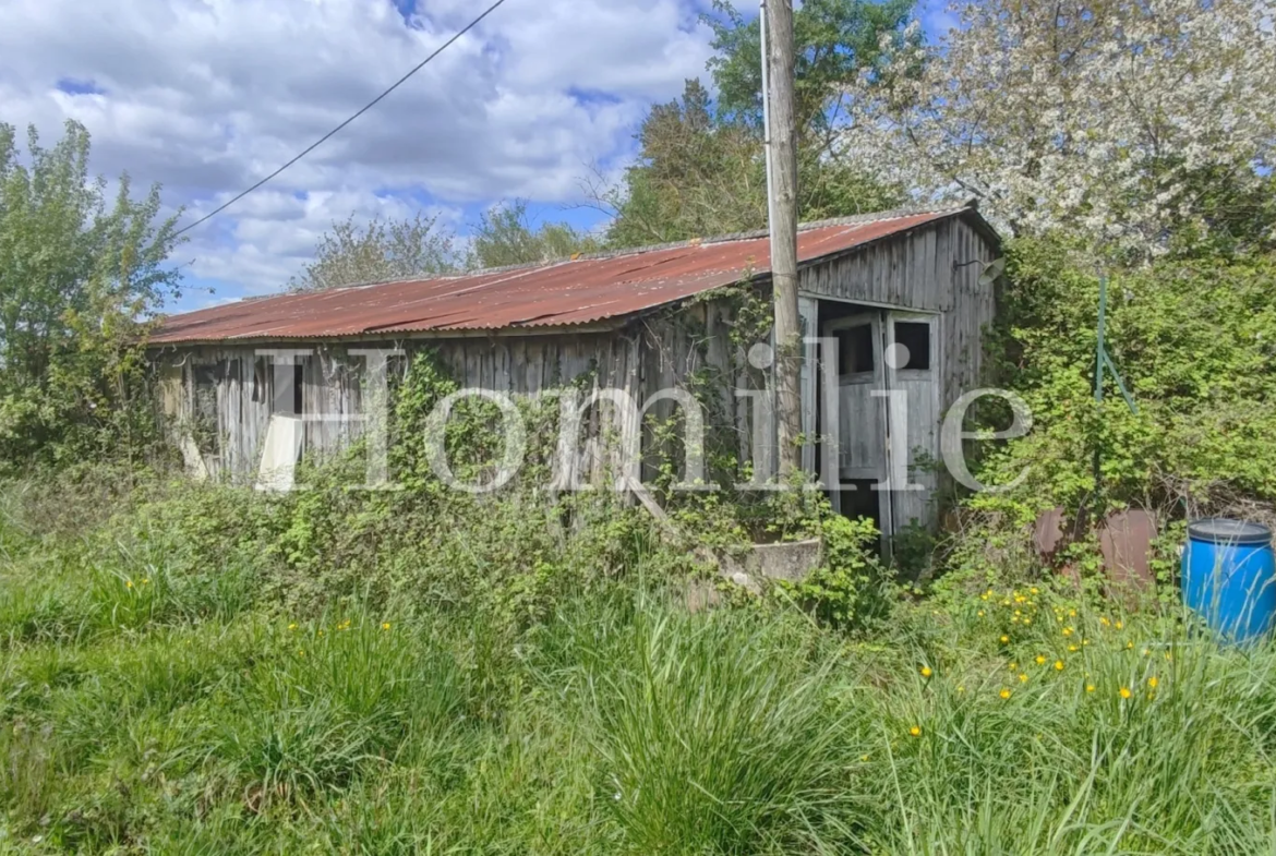 Terrain de 1552 m² à vendre à Saint Georges sur Cher 