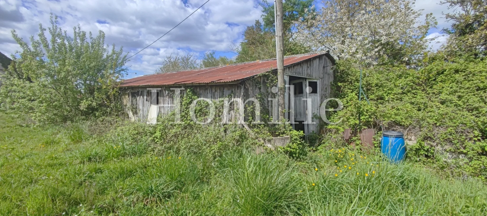 Terrain de 1552 m² à vendre à Saint Georges sur Cher 