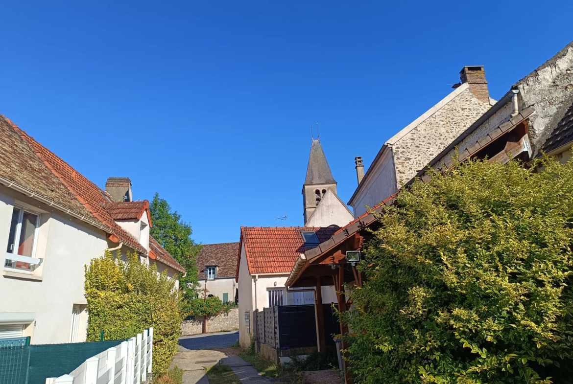 Maisonnette duplex avec parking à Elancourt Village 