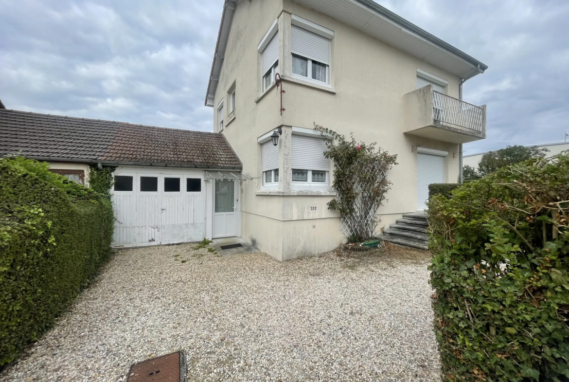 Maison familiale à vendre à Livarot - 133 m² 