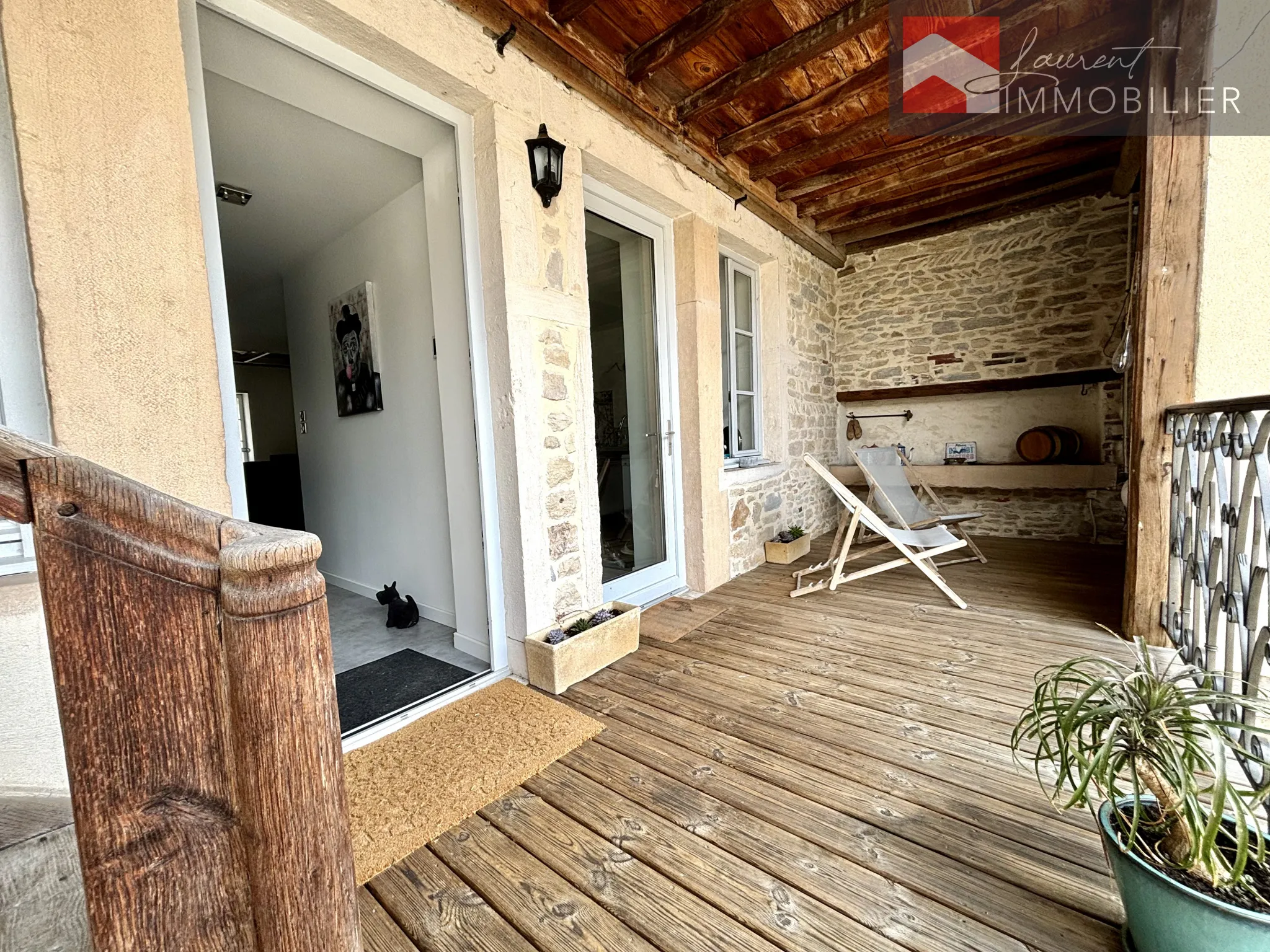 Maison de Caractère avec Appartement Indépendant à Pont de Vaux 