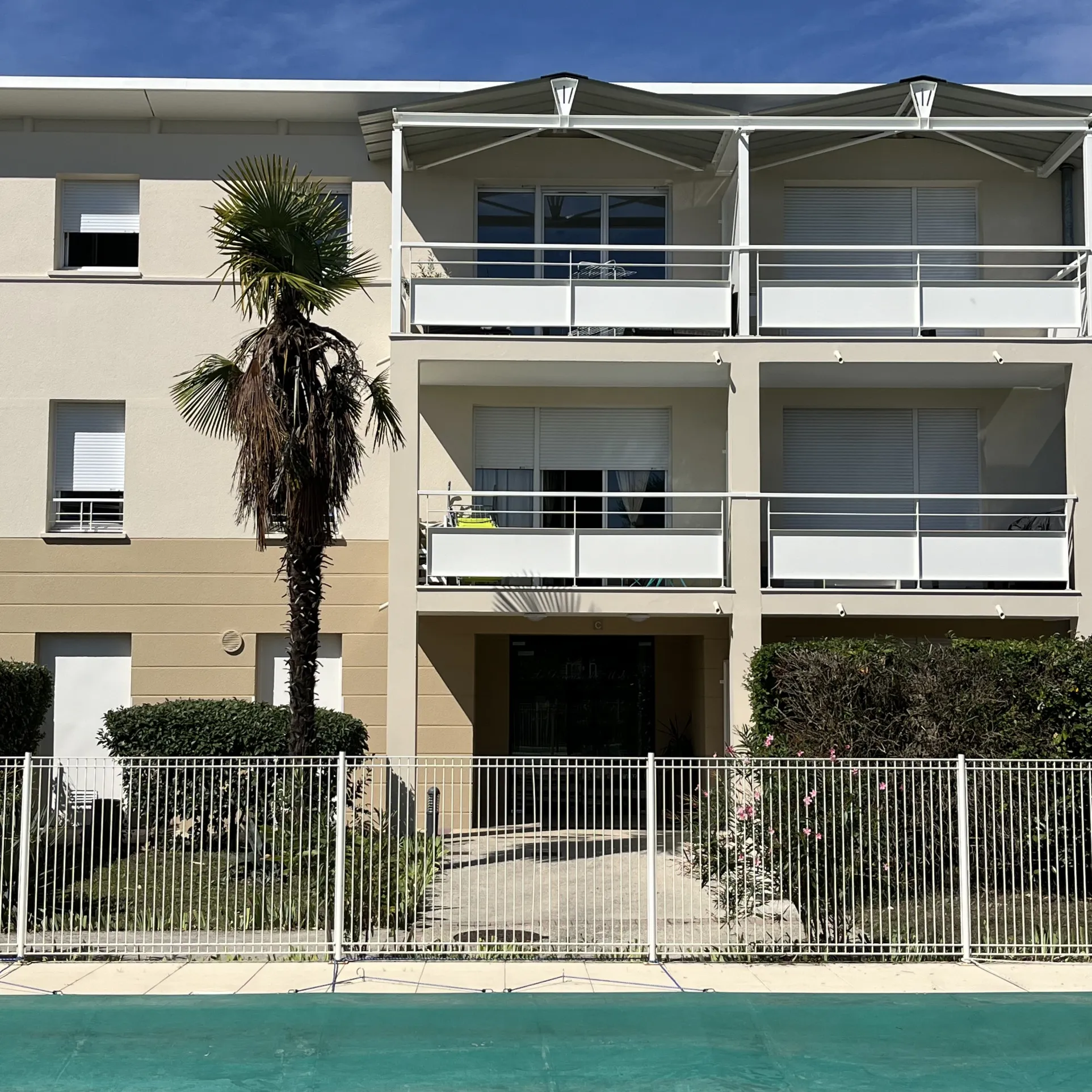 Appartement 2 pièces rénové avec terrasse à Eysines 