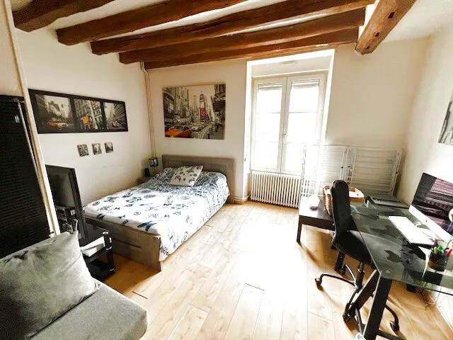 Maison de 156.82 m² à vendre à Alençon 