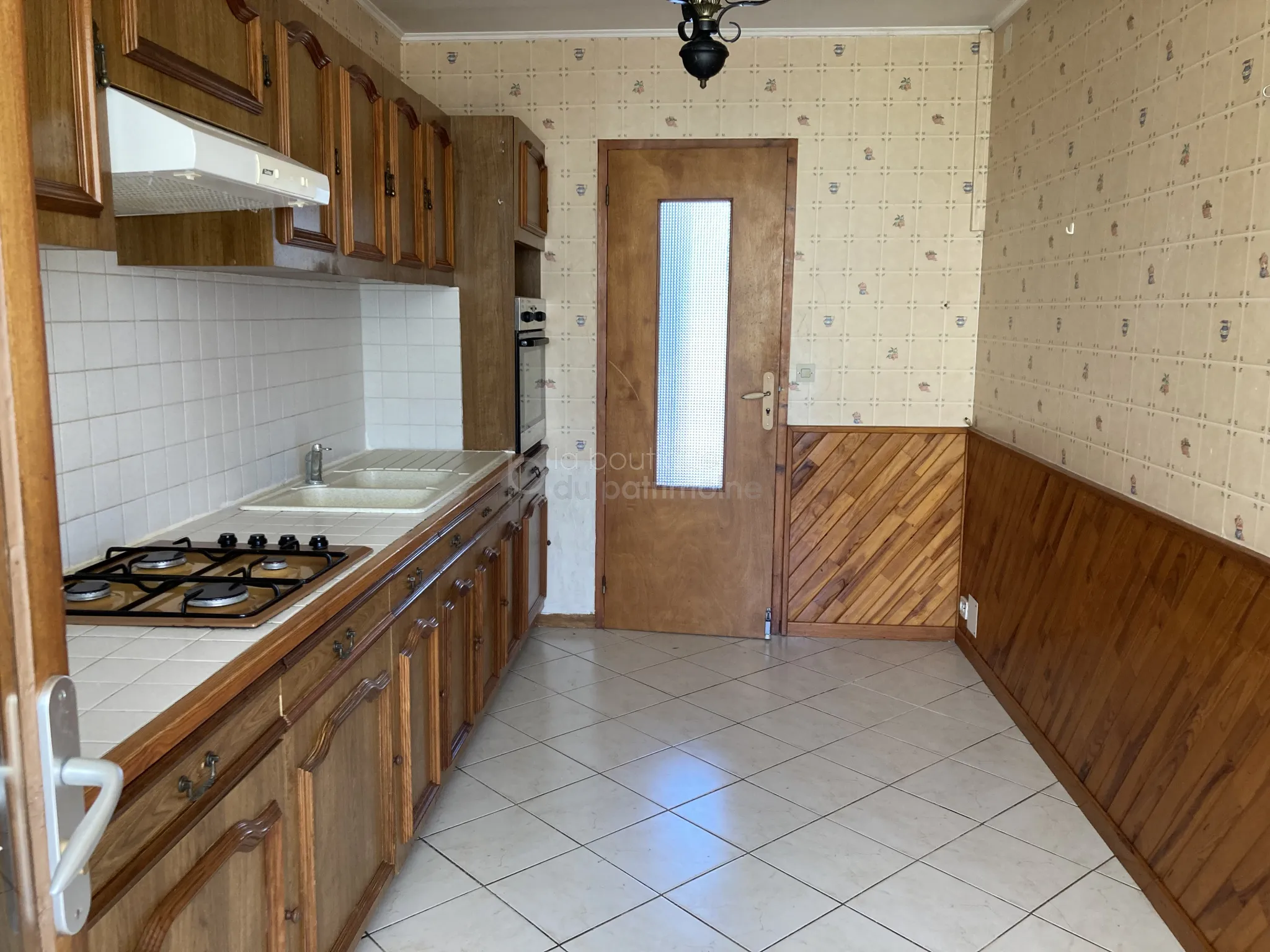 À vendre : Maison de 104 m² à Bazas avec 4 chambres et jardin 