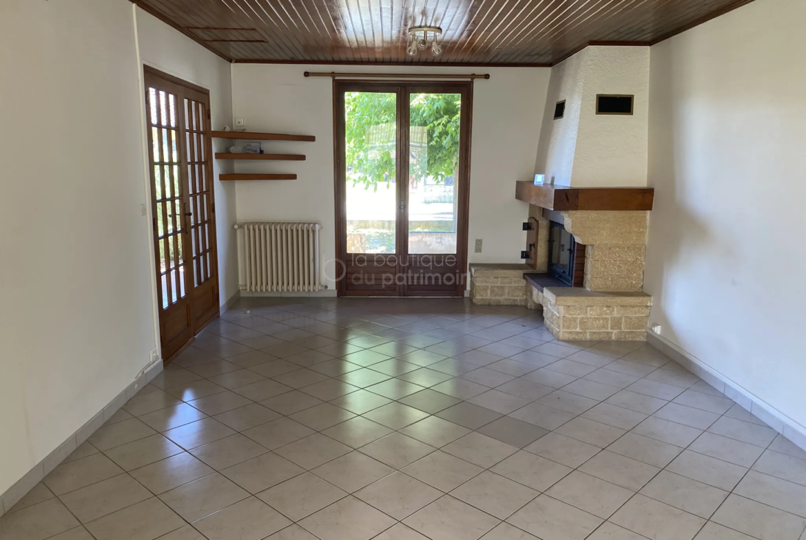 À vendre : Maison de 104 m² à Bazas avec 4 chambres et jardin 