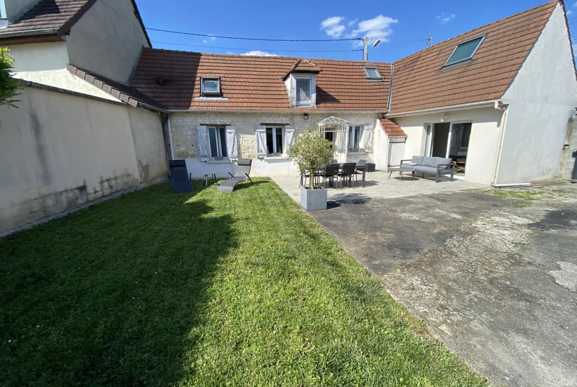 Maison à Erquery avec garage et possibilité de loft 