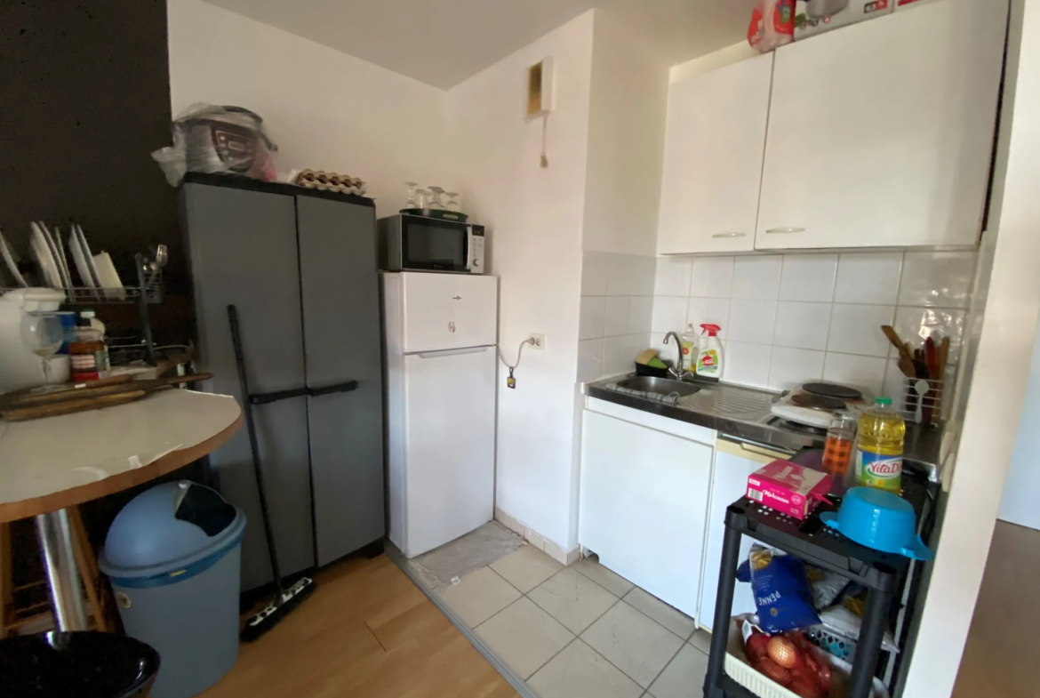 À vendre : Appartement 2 pièces à Grigny avec parking 