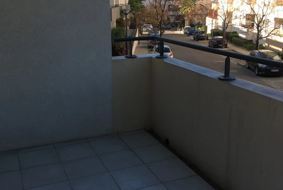 À vendre : Appartement T2 de 42,60 m² avec terrasse et garage à Montpellier 