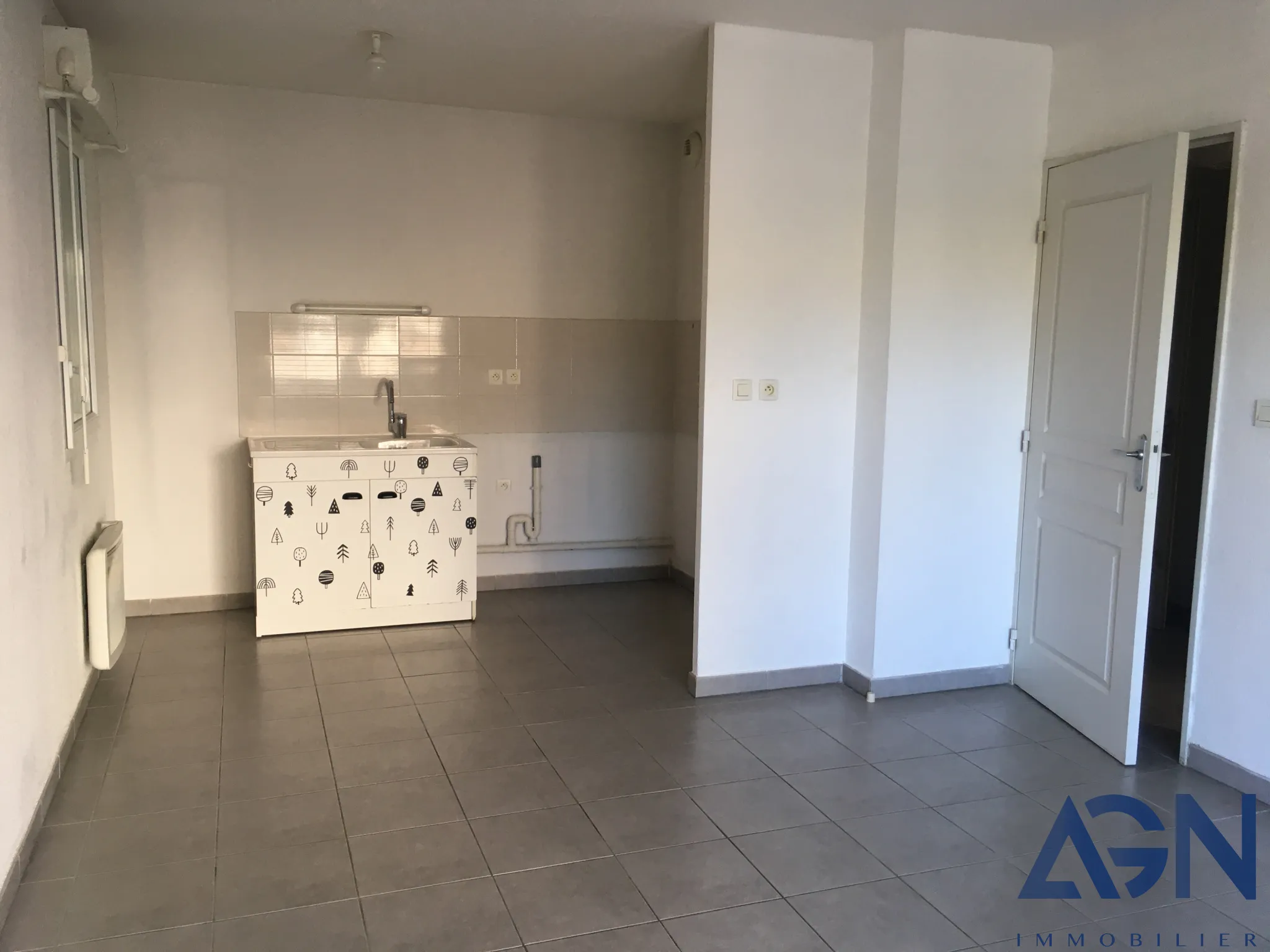 À vendre : Appartement T2 de 42,60 m² avec terrasse et garage à Montpellier 