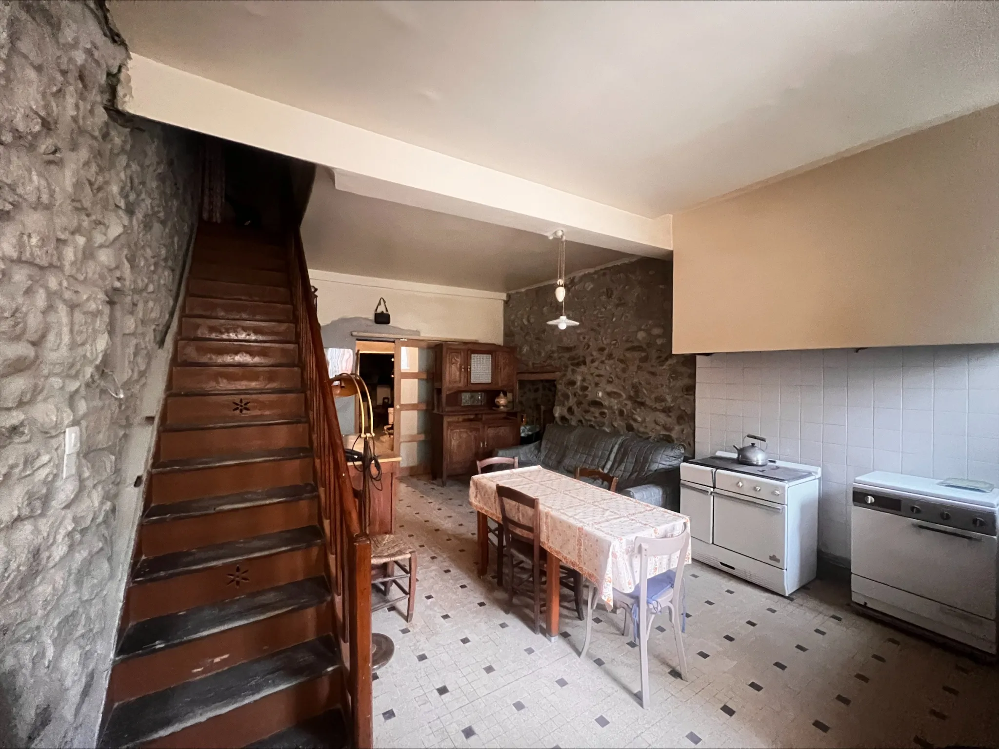 Maison de village à vendre à Arles sur Tech - 89 000 EUR 