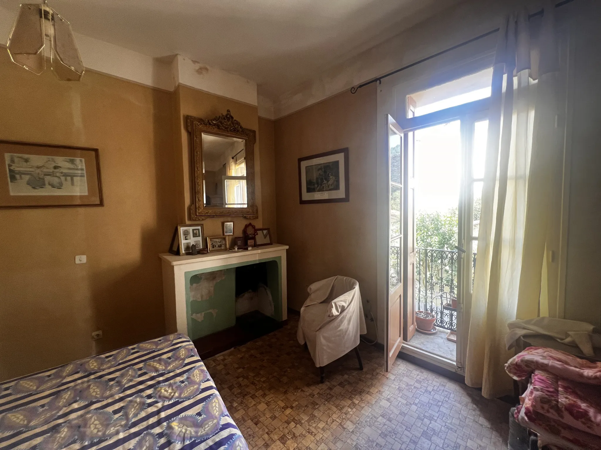 Maison de village à vendre à Arles sur Tech - 89 000 EUR 